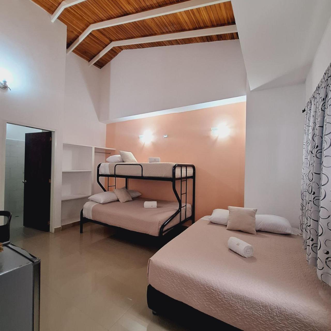 Hotel Milla Suites Merida Екстер'єр фото